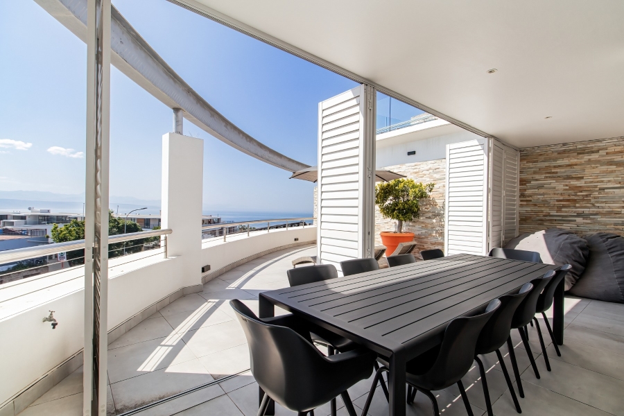 4 Bedroom Property for Sale in Plettenberg Bay Central Western Cape